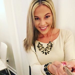 Meet your Posher, Christine